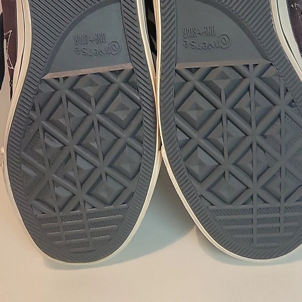 CONVERSE MENS SIZE 10.5 - Picture 11 of 14